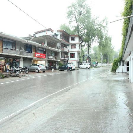 Hotel Devlok Inn 马拉里 外观 照片