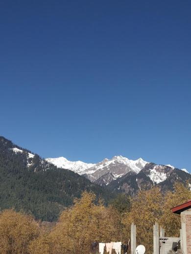 Hotel Devlok Inn 马拉里 外观 照片