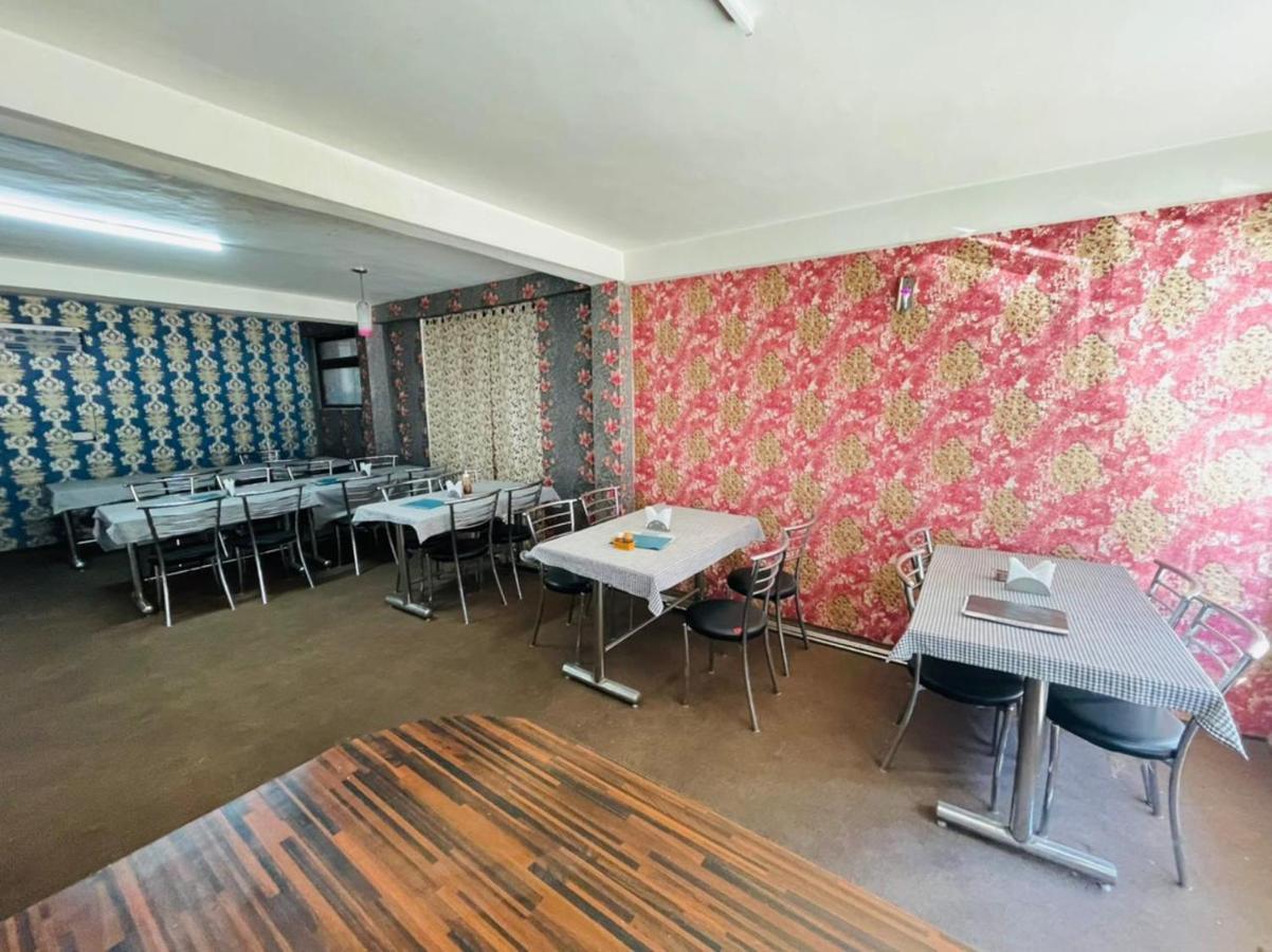 Hotel Devlok Inn 马拉里 外观 照片